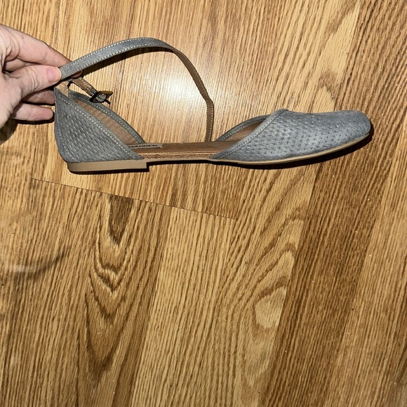 steve madden dress flats - Picture 3 of 3